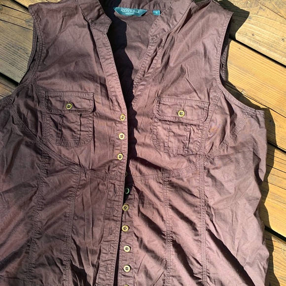 Additionnelle Brown Sleeveless Vest - Picture 4 of 5